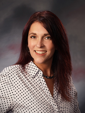 Mel Ficarro headshot