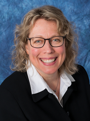 Nikki Shenk headshot
